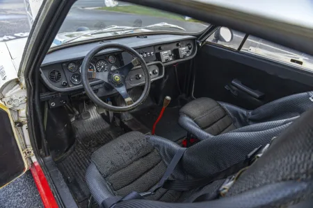skoda_motorsport-skoda_fabia_rs_rally2-a-skoda_130_rs-4