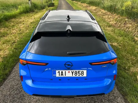 test-opel-astra-st-hybrid-1-2-turbo-edct6-2025-5