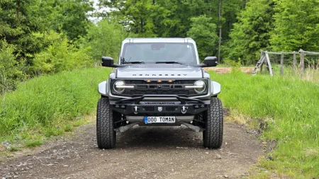 hennessey-velociraptor-500