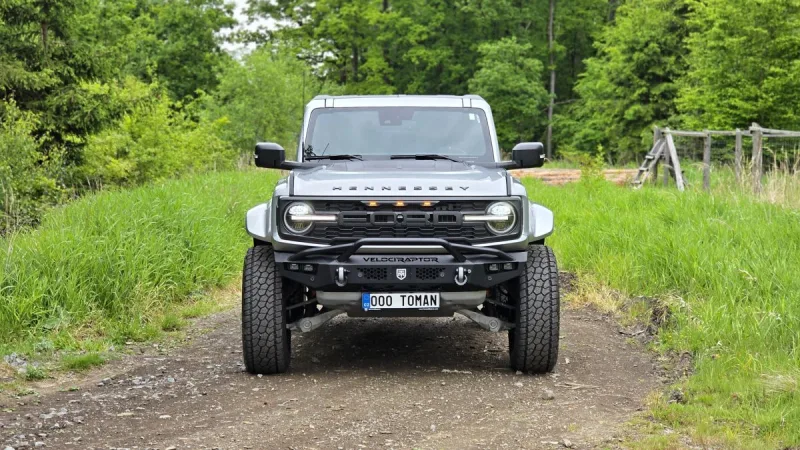 hennessey-velociraptor-500