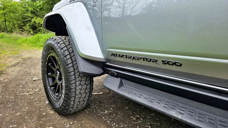 hennessey-velociraptor-500-13