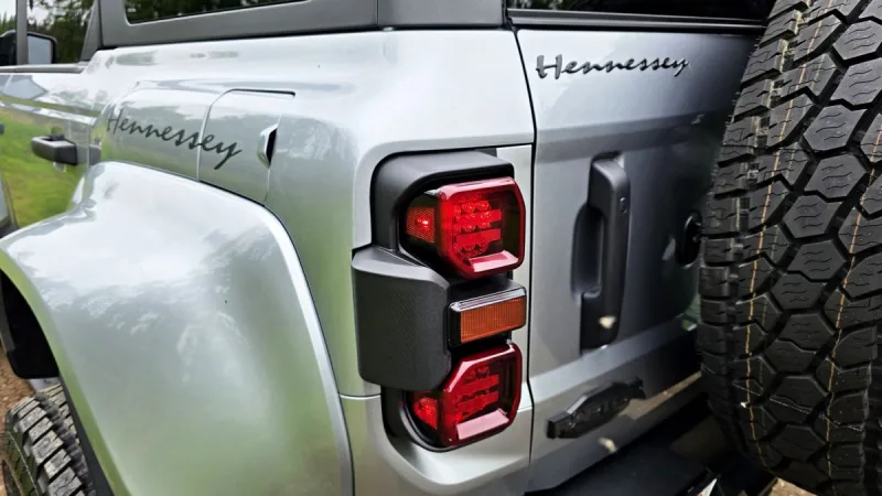 hennessey-velociraptor-500-14