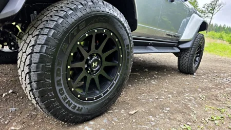 hennessey-velociraptor-500-16