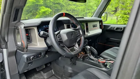 hennessey-velociraptor-500-18
