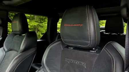 hennessey-velociraptor-500-23