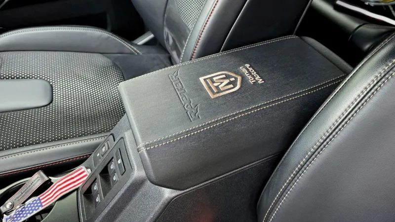 hennessey-velociraptor-500-24