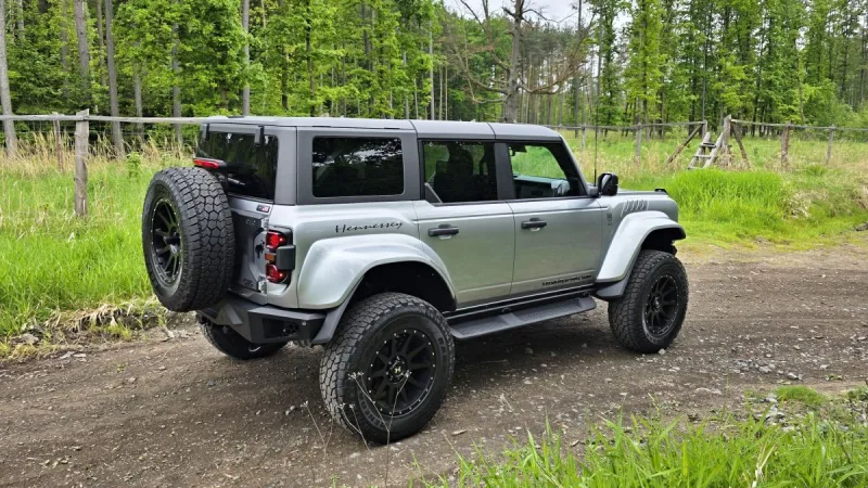 hennessey-velociraptor-500-4