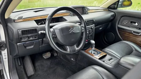 test-ojetiny-citroen-c6-27-hdi-v6-2007-24