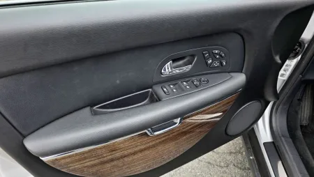 test-ojetiny-citroen-c6-27-hdi-v6-2007-25