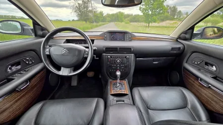 test-ojetiny-citroen-c6-27-hdi-v6-2007-28
