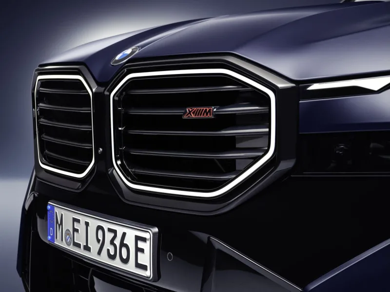 2025-bmw-xm-label-3