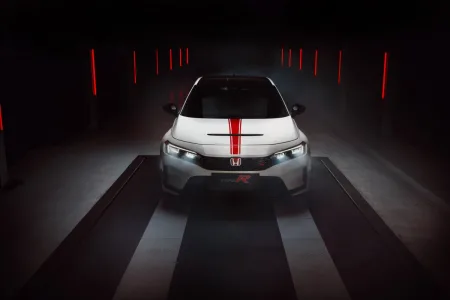 2025-honda_civic_type_r_ultimate_edition-1