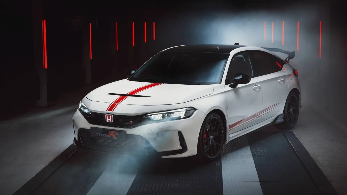 2025-honda_civic_type_r_ultimate_edition