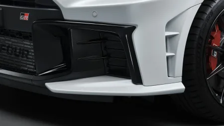 2025-toyota-gr-yaris-aero-performance-4