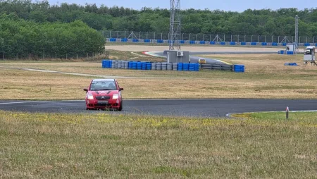 1-4-3-2-racing-citroen-c2-vts-aec-pannonia-ring-madarsko-cerven-2025-10