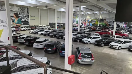 direct-auto-park-praha-5