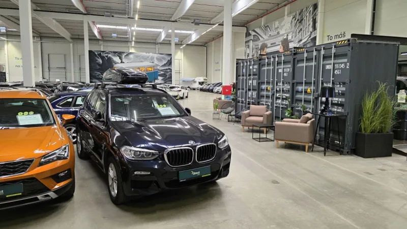 direct-auto-park-praha-7
