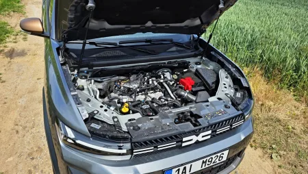 test-dacia-bigster-mild-hybrid-130-4x4-2025-11