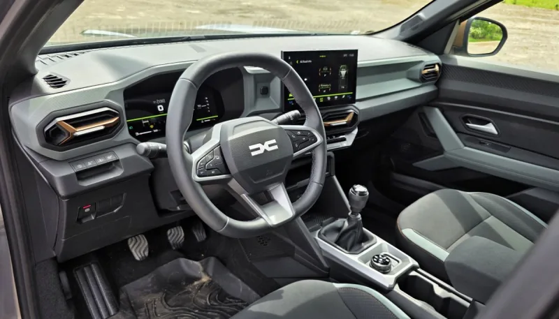test-dacia-bigster-mild-hybrid-130-4x4-2025-29