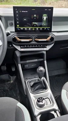 test-dacia-bigster-mild-hybrid-130-4x4-2025-33
