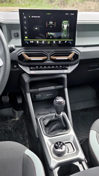 test-dacia-bigster-mild-hybrid-130-4x4-2025-33