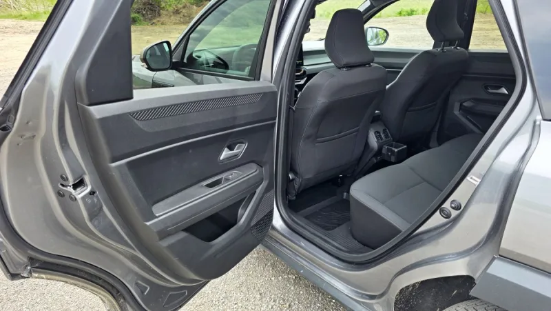 test-dacia-bigster-mild-hybrid-130-4x4-2025-37