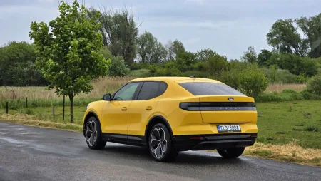 test-ford-capri-rwd-77-kwh-210-kw-elektromobil-2025-5