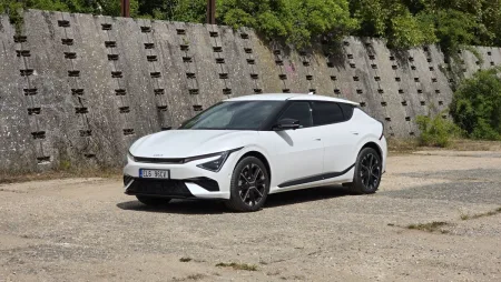 test-2025-kia-ev6-gt-line-awd-84-kwh-elektromobil-1