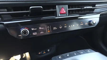 test-2025-kia-ev6-gt-line-awd-84-kwh-elektromobil-22