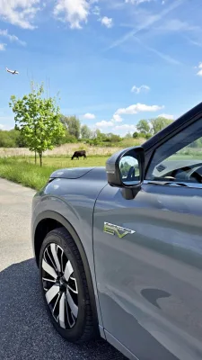 test-mitsubishi-outlander-phev-2025-15