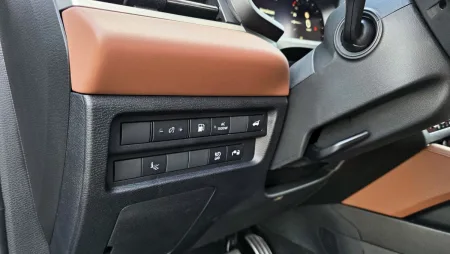 test-mitsubishi-outlander-phev-2025-20