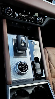 test-mitsubishi-outlander-phev-2025-25