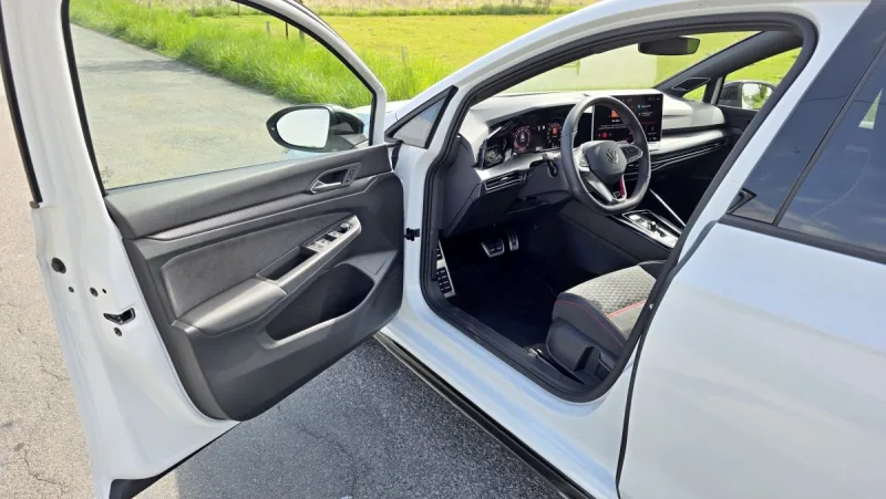test-volkswagen-golf-gti-clubsport-2025-15