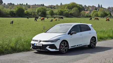 test-volkswagen-golf-gti-clubsport-2025-2