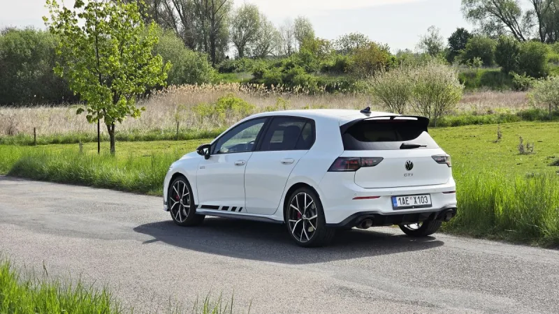 test-volkswagen-golf-gti-clubsport-2025-4