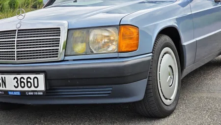 test-ojetiny-mercedes-benz-190-e-20-w201-1991-11