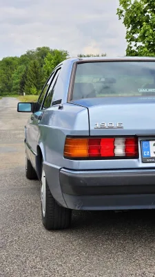 test-ojetiny-mercedes-benz-190-e-20-w201-1991-13