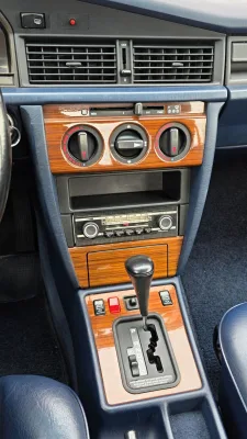 test-ojetiny-mercedes-benz-190-e-20-w201-1991-22