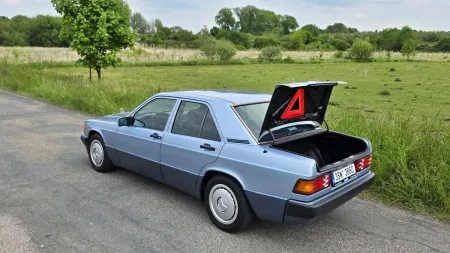 test-ojetiny-mercedes-benz-190-e-20-w201-1991-30