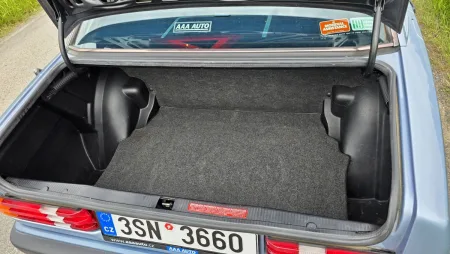 test-ojetiny-mercedes-benz-190-e-20-w201-1991-31