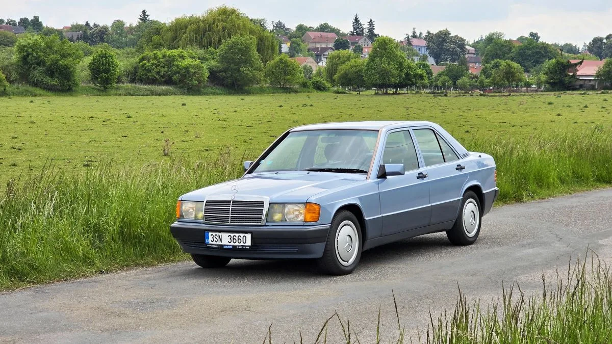 test-ojetiny-mercedes-benz-190-e-20-w201-1991-4