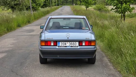 test-ojetiny-mercedes-benz-190-e-20-w201-1991-8