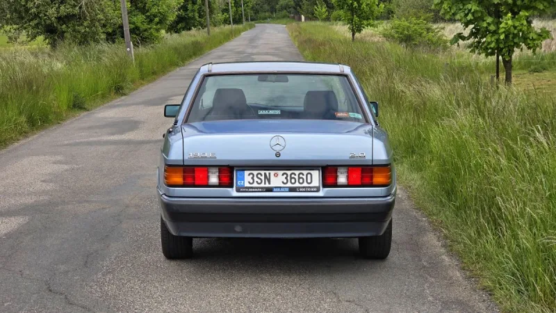 test-ojetiny-mercedes-benz-190-e-20-w201-1991-8