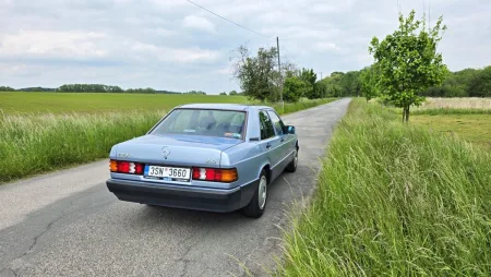 test-ojetiny-mercedes-benz-190-e-20-w201-1991-9