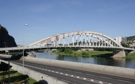 usti_nad_labem_-_most_edvarda_benese_pohled_z_leveho_brehu_obr02
