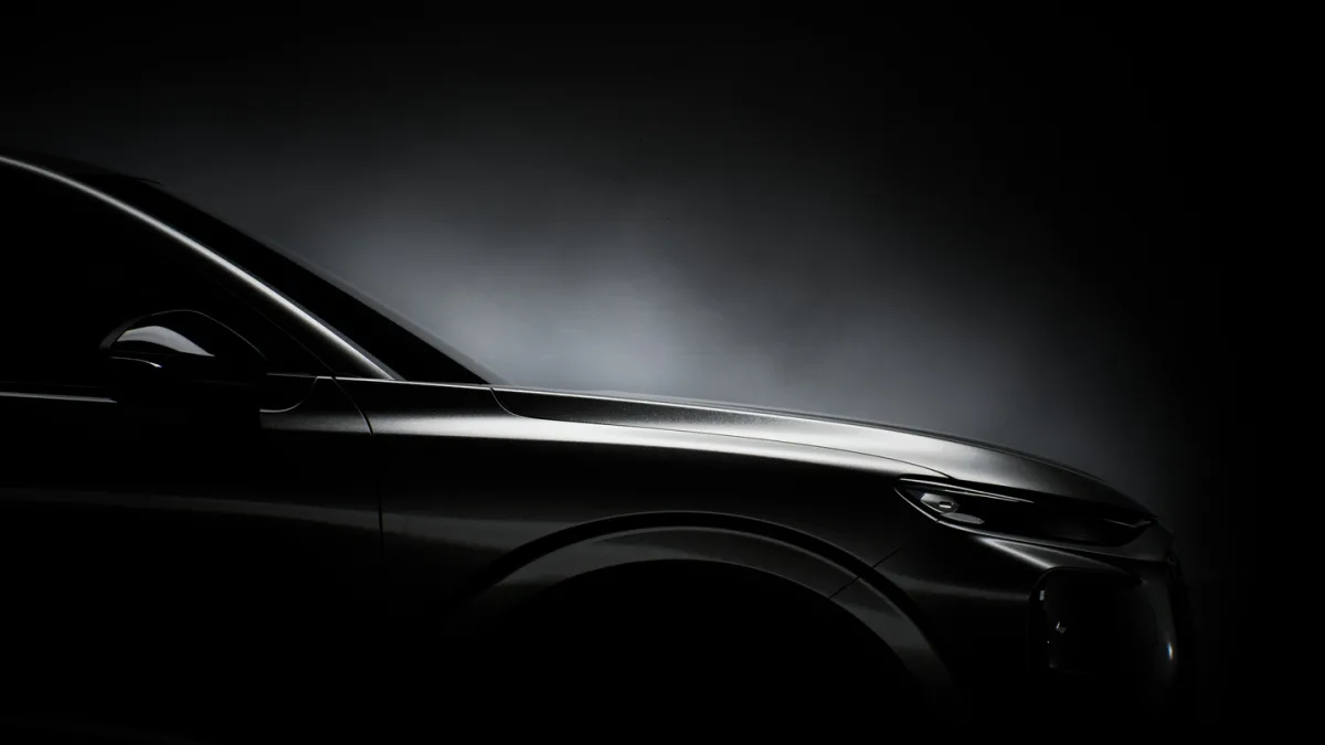 audi-q3-teaser-bok