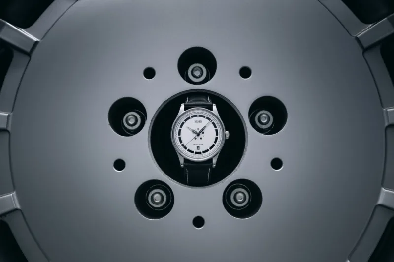 limitovana-edice-union-glashutte-noramis-date-deutschland-klassik-2025-3