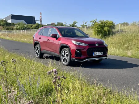 test-suzuki-across-2-5-plug-in-hybrid-elegance-e-cvt-4x4-2025