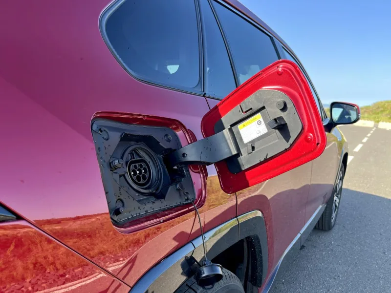 test-suzuki-across-2-5-plug-in-hybrid-elegance-e-cvt-4x4-2025-13