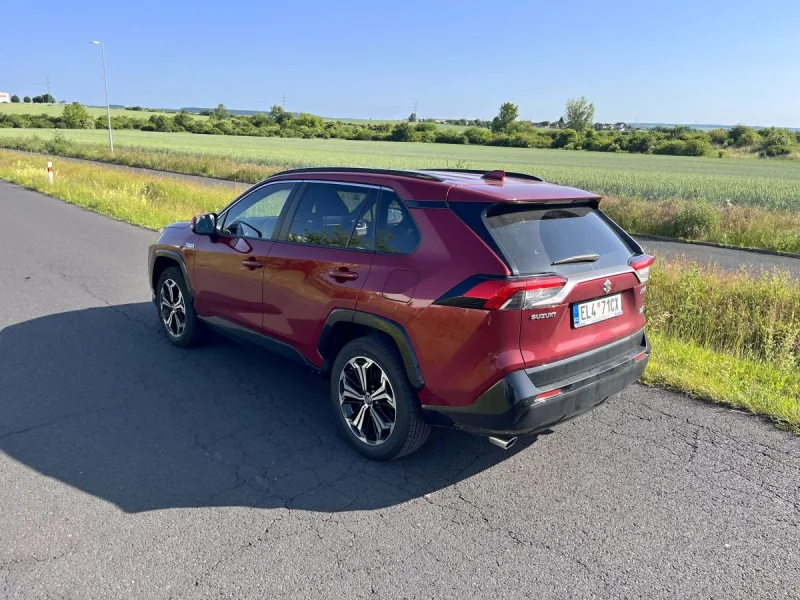 test-suzuki-across-2-5-plug-in-hybrid-elegance-e-cvt-4x4-2025-4